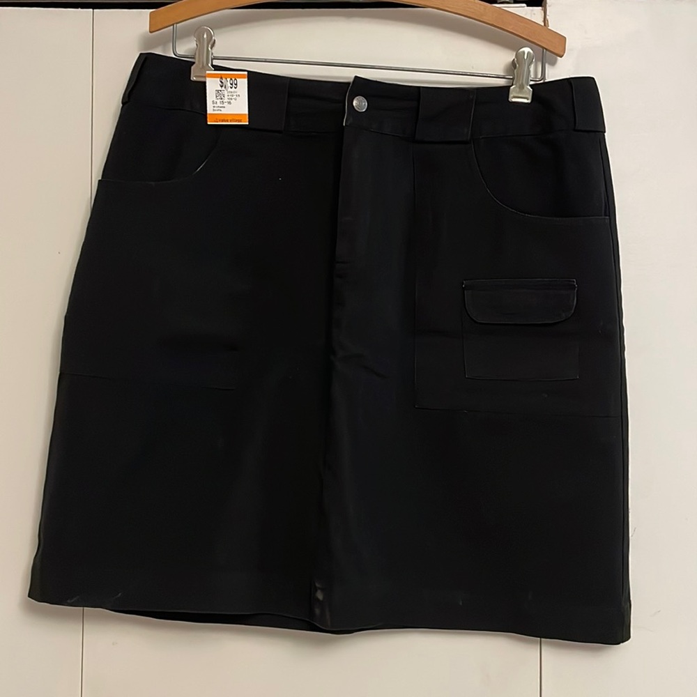 Black skirt